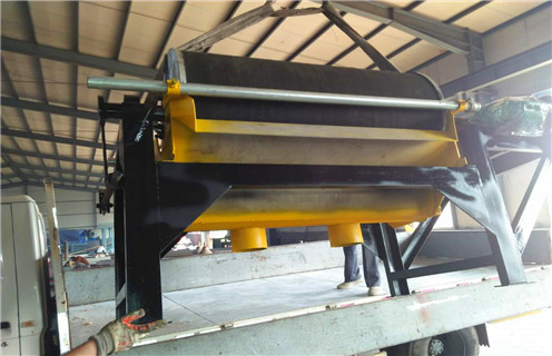 磁選機，磁選機作用，水流在磁選機中的作用