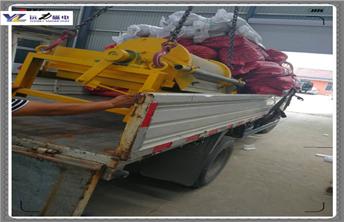 河沙磁選機，河沙磁選機干選過程中磁源強大而穩(wěn)定_沙子分選機_鐵礦石河沙磁選機干選過程中磁源強大而穩(wěn)定_價格