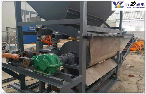 永磁磁選機，永磁磁選機優(yōu)質(zhì)的脫水槽配置利于精選_磁場強度能用多長時間_工作原理型號_永磁磁選機優(yōu)質(zhì)的脫水槽配置利于精選場強分布圖