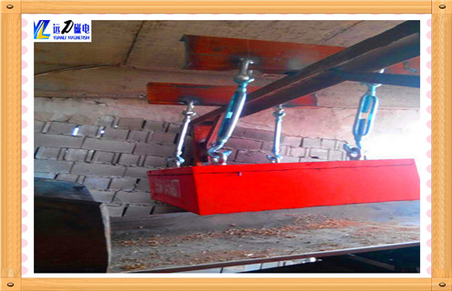 除鐵器，簡(jiǎn)單說(shuō)說(shuō)除鐵器的幾個(gè)發(fā)展重點(diǎn)除鐵器應(yīng)用范圍是什么？-磁性礦簡(jiǎn)單說(shuō)說(shuō)除鐵器的幾個(gè)發(fā)展重點(diǎn)除鐵器應(yīng)用范圍是什么？型號(hào)表_磁場(chǎng)強(qiáng)度標(biāo)準(zhǔn)范圍