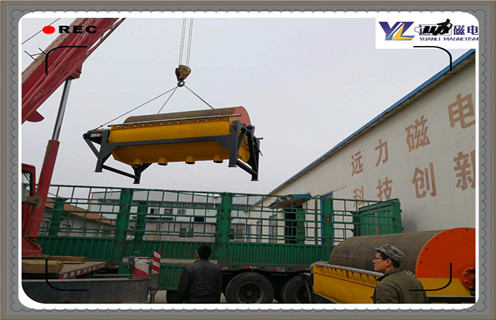 磁選機(jī)設(shè)備，磁選機(jī)設(shè)備的結(jié)構(gòu)特點(diǎn)分析_鐵礦選礦磁選機(jī)設(shè)備的結(jié)構(gòu)特點(diǎn)分析磁場(chǎng)一般為多少_磁塊如何排列