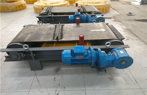 自卸式永磁除鐵器，廣東自卸式永磁除鐵器生產(chǎn)廠家_技術(shù)參數(shù)_廣東自卸式永磁除鐵器生產(chǎn)廠家磁塊安裝方式_如何換帶