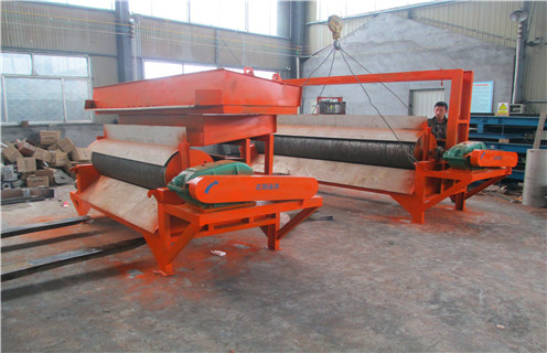 永磁濕式磁選機(jī)，山東永磁濕式磁選機(jī)價(jià)格_山東永磁濕式磁選機(jī)價(jià)格的個(gè)性化發(fā)展_釩鈦鐵礦山東永磁濕式磁選機(jī)價(jià)格型號(hào)參數(shù)及磁場(chǎng)強(qiáng)度