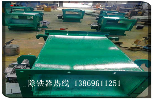 液體式管道除鐵器，寧夏液體式管道除鐵器_遠(yuǎn)力寧夏液體式管道除鐵器安裝示意圖型12000高斯_可定制工作原理