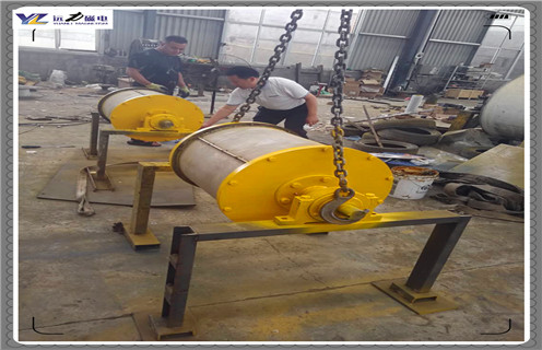 強(qiáng)磁滾筒，廣西強(qiáng)磁永磁滾筒_滾筒磁選機(jī)多少錢一臺(tái)，廣西強(qiáng)磁永磁滾筒工作原理