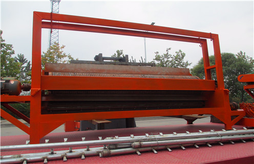 多輥磁選機(jī)，江西多輥式磁選機(jī)_江西多輥式磁選機(jī)如何配置，選三氧化二鐵嗎？